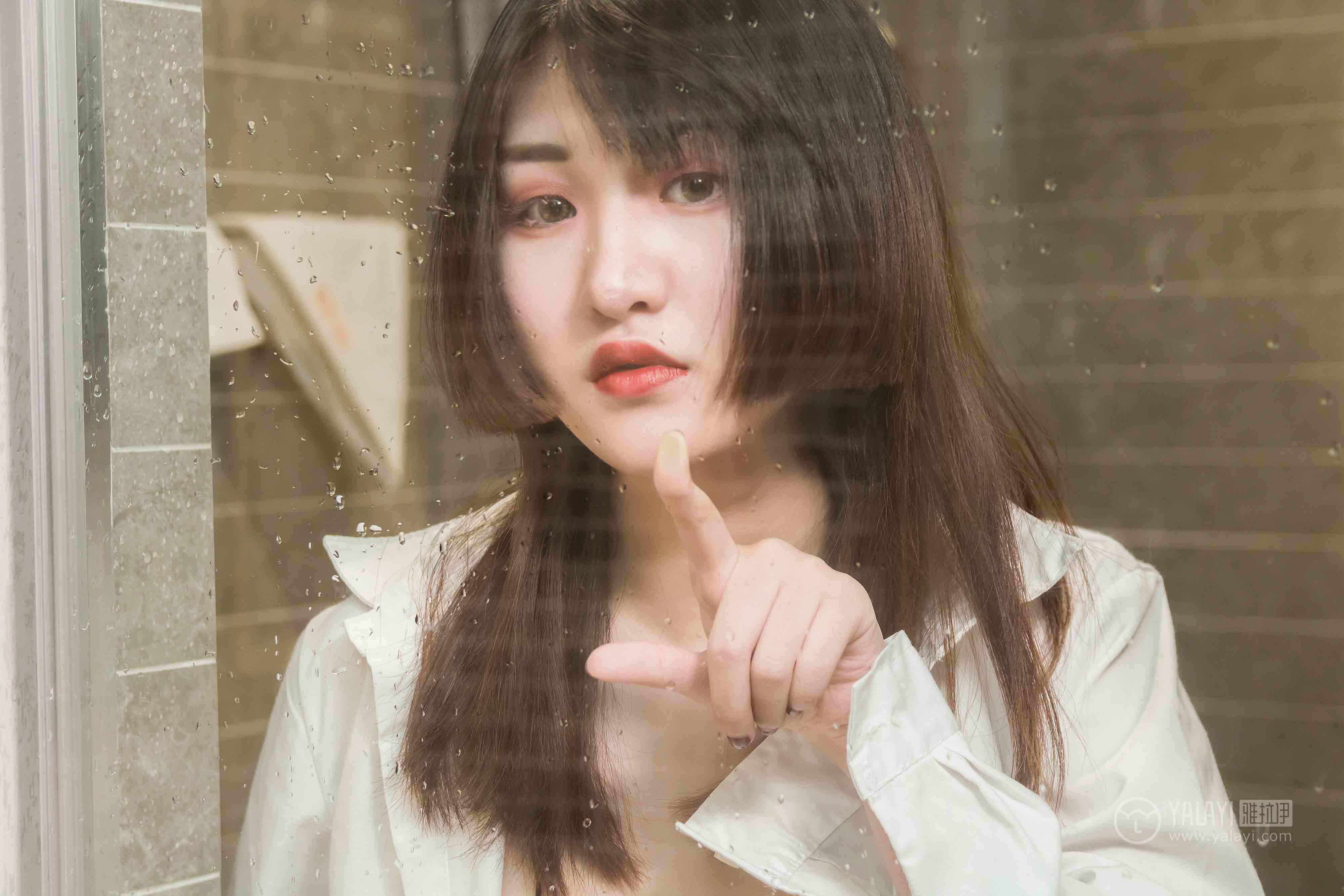 [YALAYI雅拉伊]2019.03.22NO.221极品秘书娇子插图2